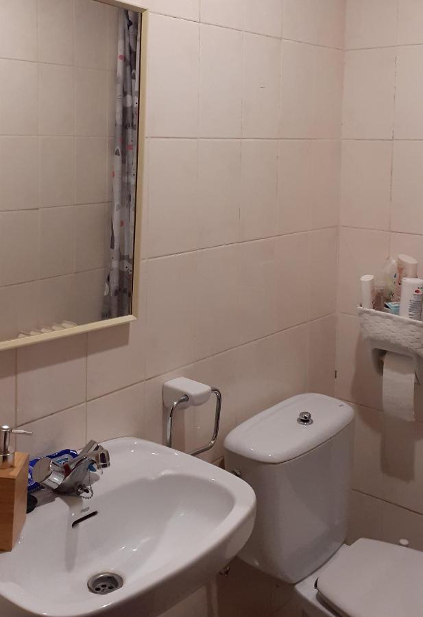 Habitacion Doble Privada En פיגוארז מראה חיצוני תמונה