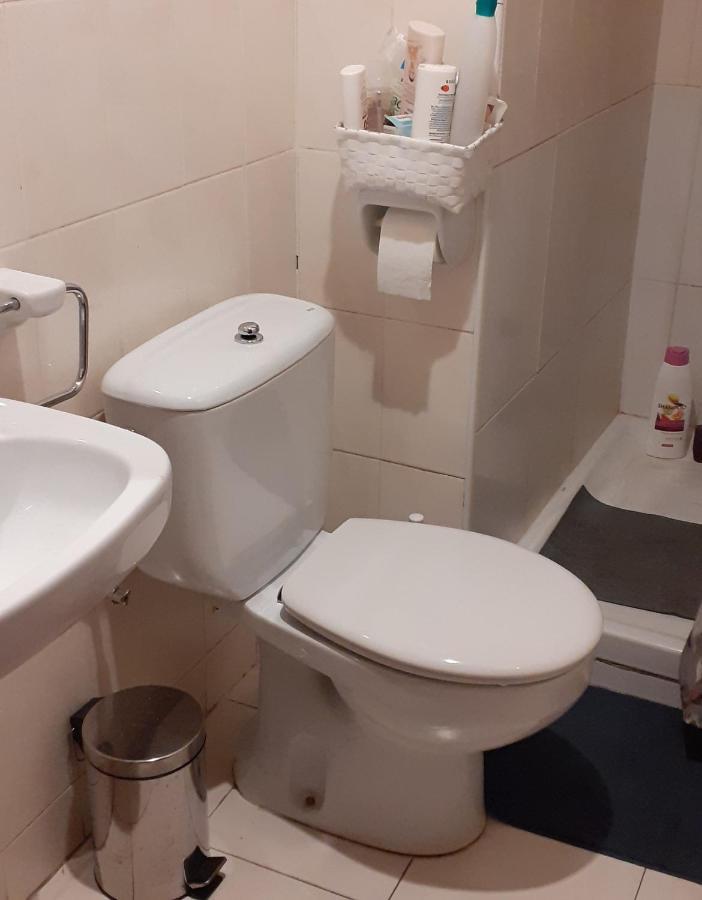 Habitacion Doble Privada En פיגוארז מראה חיצוני תמונה